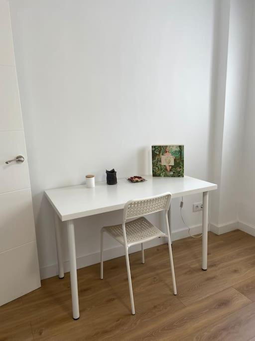 Leonmisol Apartment Luaran gambar